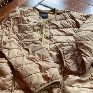 Everlane renew puffer jacket